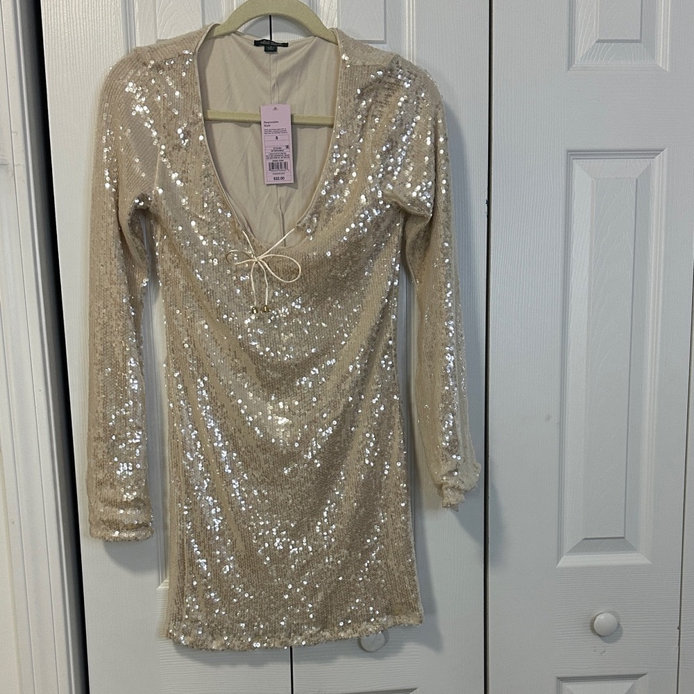 Wild Fable Gold/Cream Sequin Midi Dress